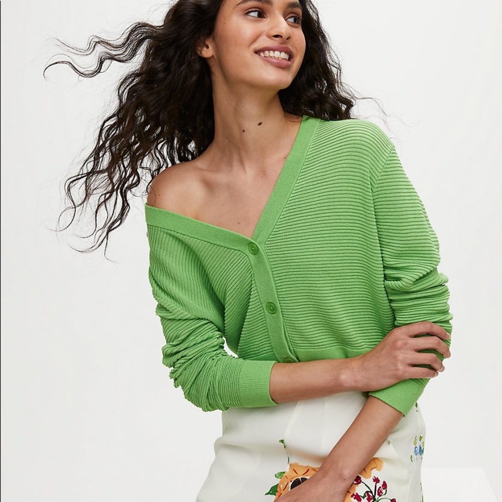💫Sale💫Aritzia Wilfred Light Cropped Cardigan
